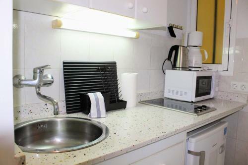 Sea And Pool View Apartment Bamira
