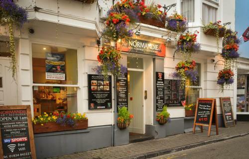 Hostal The Normandie