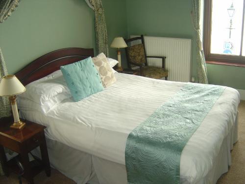 Hostal No: 1 The Esplanade Guest Accommodation.
