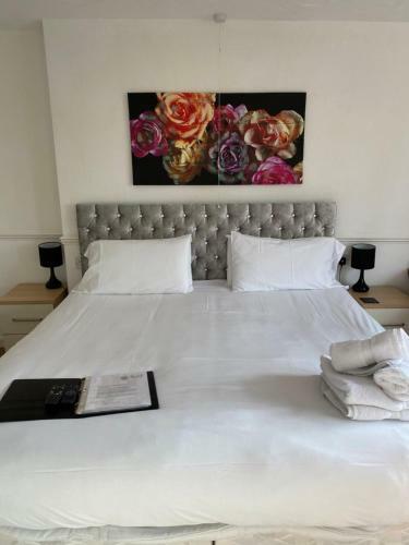 Hostal Cottage Court Hotel