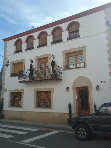 Apartamento A 1a Linea Sant Lloren� de Montgai_ Whitehouse