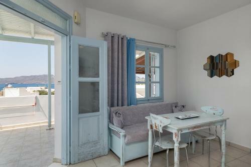 Stefania's Cycladic Apartments