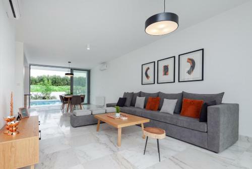 Kinyras 1 Villa 7