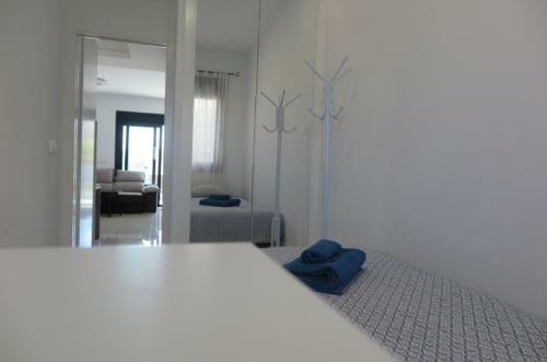 White Luxury Apartment