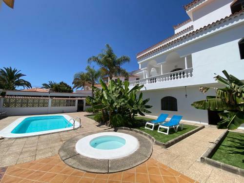 Villa Carolina