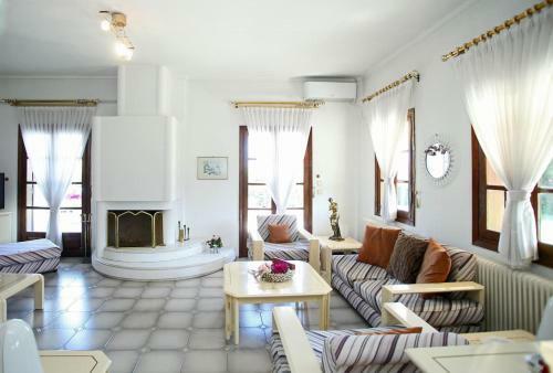 Villa Aurora