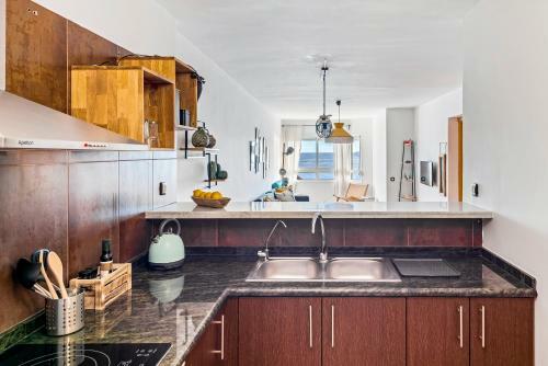Apartamento Beachfront Radazul Diver's Paradise Sunshine