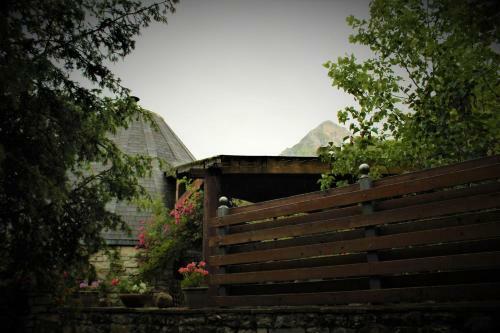 Lodge Theasis-igloo