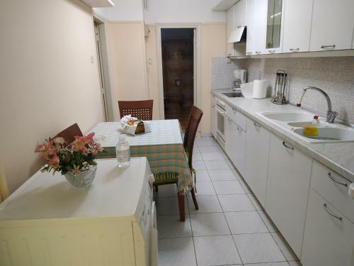 Linda's House