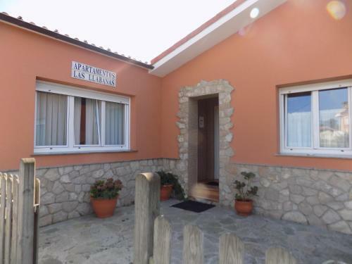 Apartamentos Las Ll�banas