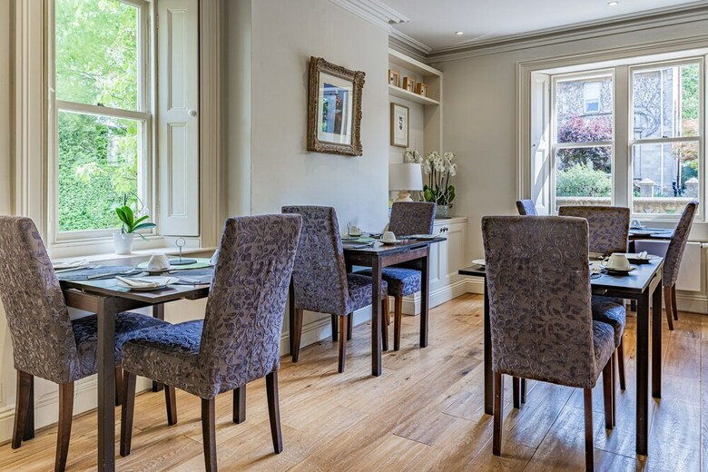 Hostal Lorne House Bed & Breakfast