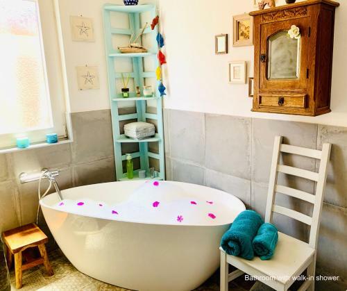 Casa Marrakado - Seaview & Beach Close!