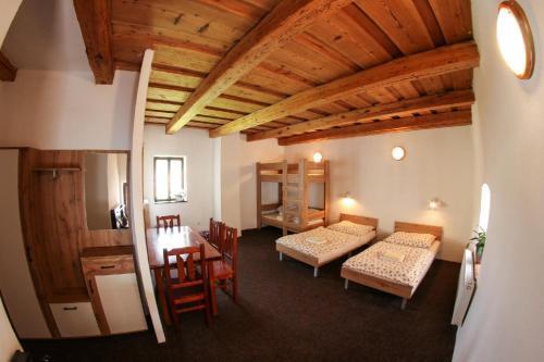 Apartm�ny Na Rynku Chvalsiny 18