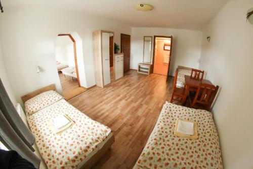 Apartm�ny Na Rynku Chvalsiny 18