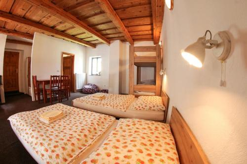 Apartm�ny Na Rynku Chvalsiny 18