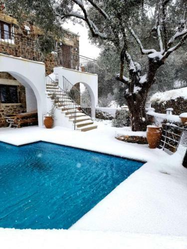 Minos Country Living Apartments