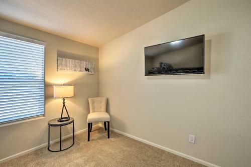 Bright And Modern Flagstaff Cottage Escape!