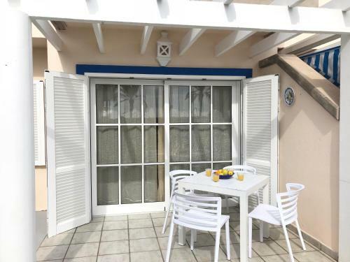 Pasito Blanco Holiday Home - Casa Yairan