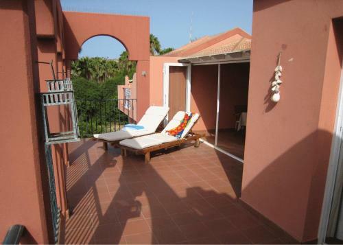 Apartamento Con Terraza Y Vistas Al Mar