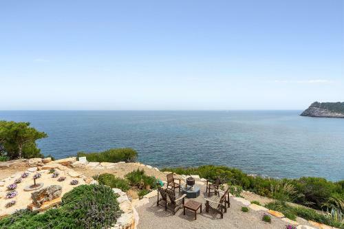 Mallorca Front Line Property Direct Access To Sea