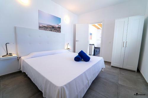 Apartamentos Anjomacar I