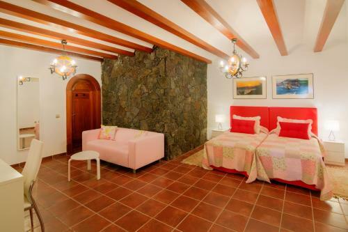 Villa La Concha Beachfront Heated Pool