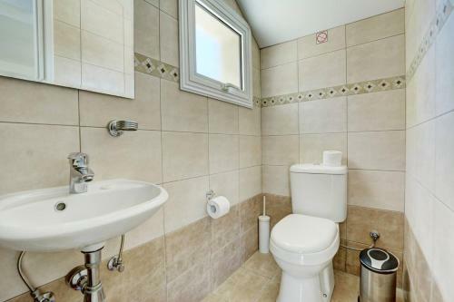 Sunnyvillas: 3br Villa?private Pool In Pernera Top