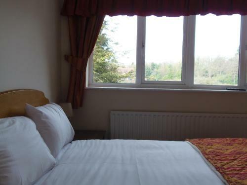 Lakeside Lodges