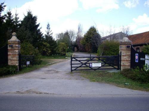 Low Farm Cottages