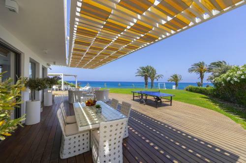 Beachfront Dream Villa