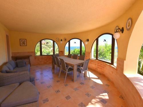 Casa Castillo Al Mar