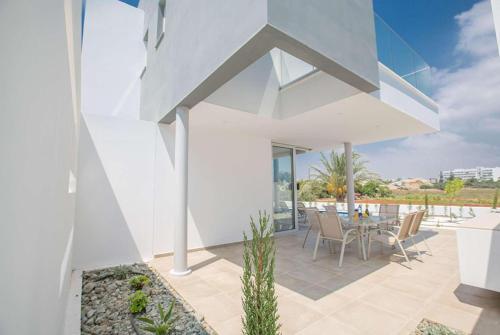 Villa Pearl 2