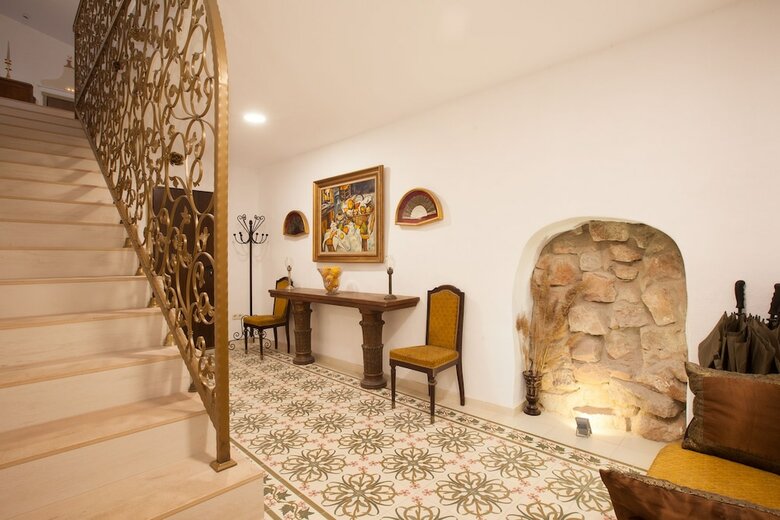 Hostal Vila Caelus