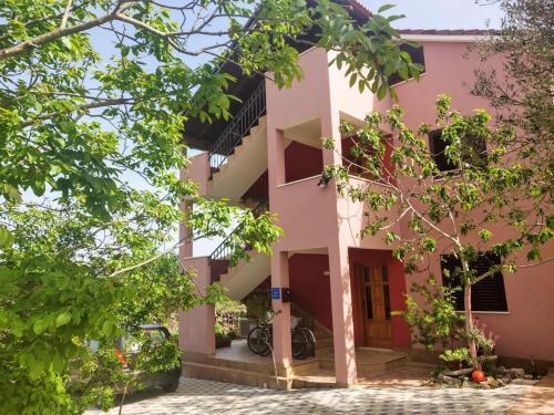 Apartments With A Parking Space Vinisce, Trogir - 17062