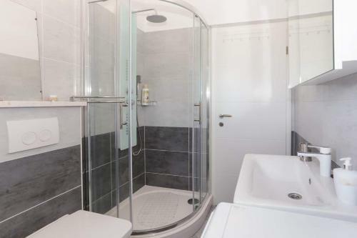 Villa Ivica - With Pool