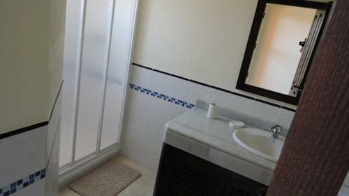 Hl025 Luxury 3 Bedroom Villa With Community Pool