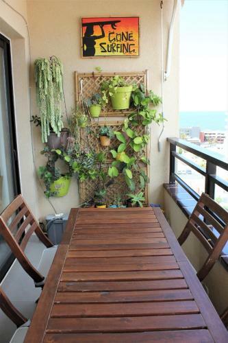 Fantastic 2 Bd Sea Views Apartment