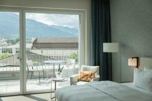 Central By Residence Hotel