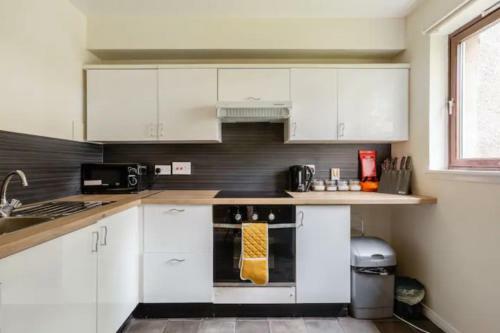 Lovely 2-bed Apartment In Aberdeen - Perfect!