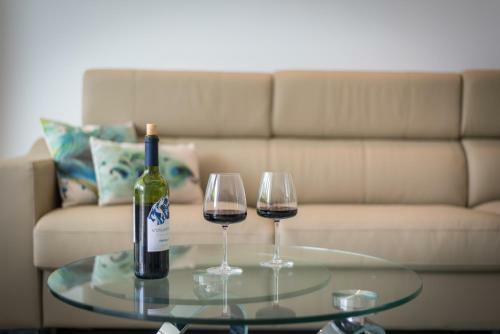 Apartamento The Waves, Luxurious 5*, Wifi, Olympic Pool