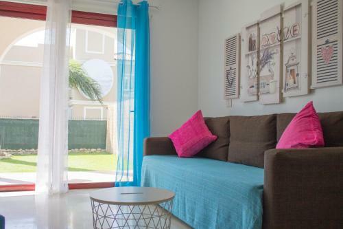 Cozy Apartment With Garden