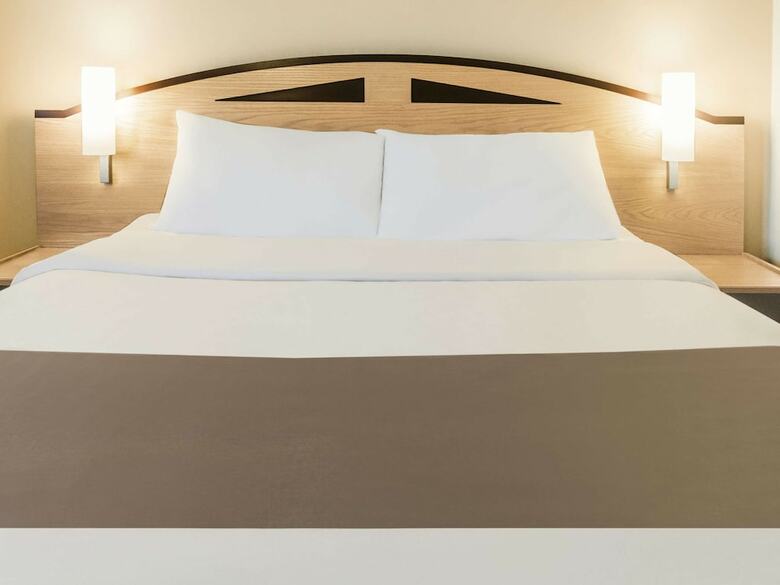 Hotel Ibis Lincoln