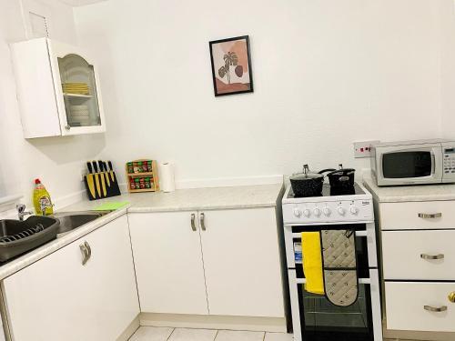 Kayleigh S Impeccable 1-bed Apart Aberdeen City