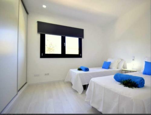 Villa de Dise�o Con Piscina Privada