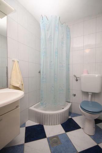 Apartments By The Sea Milna, Vis - 8917