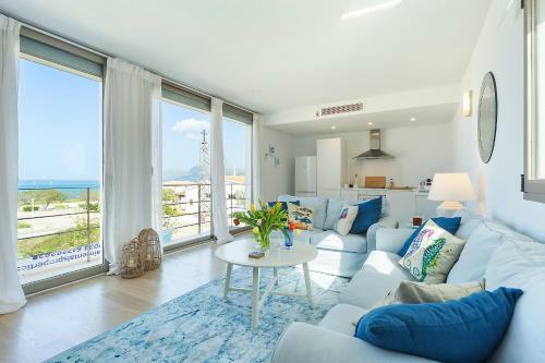 Sea View House With Terrace Son Serra Mallorca