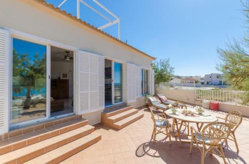 Yourhouse Serrasol