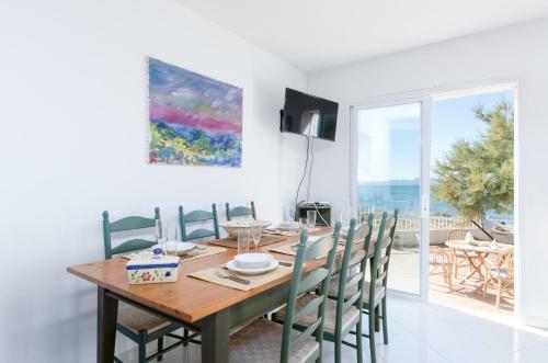 Yourhouse Serrasol