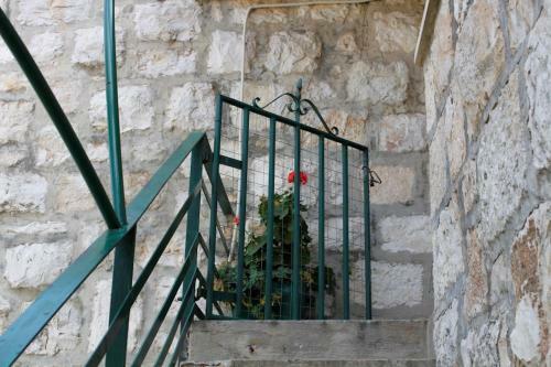 Apartment Karlo Vis
