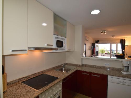 Lovely Apartment In Valencia Near Sea